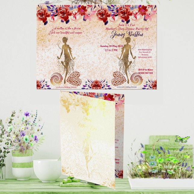 Cartão Metalizado Rosa vermelha Floral Heart Dance Party Dourado (Red Rose Floral Heart Mothers Day Dance Party Gold Foil Card)