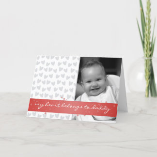 Cartão meu coração pertence aos corações do pai com fita