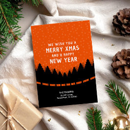 Cartão Moderno Feliz Natal com floresta vermelha e neve