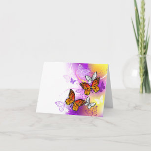 Cartão Monarch Butterflies on Purple Background