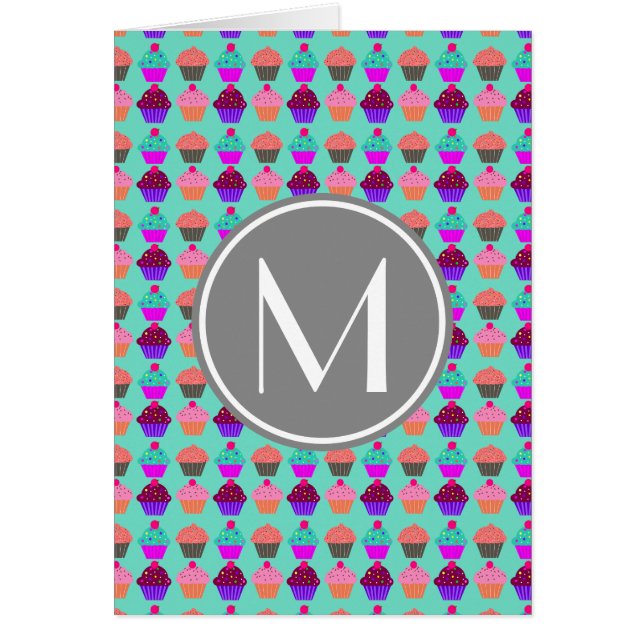 Cartão Monograma Personalizado de Padrão de cupcake (Frente)