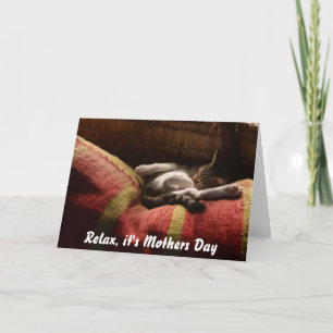 Cartão Mothers Day Card from the Cat sleeping on Couch