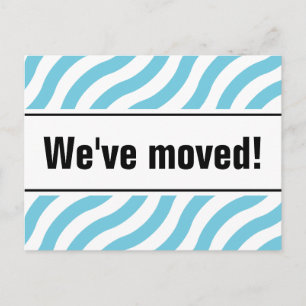 Cartão moventes modernos com linhas azuis da onda