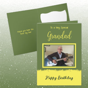 Cartão Muito especial Avô feliz aniversário verde amarelo