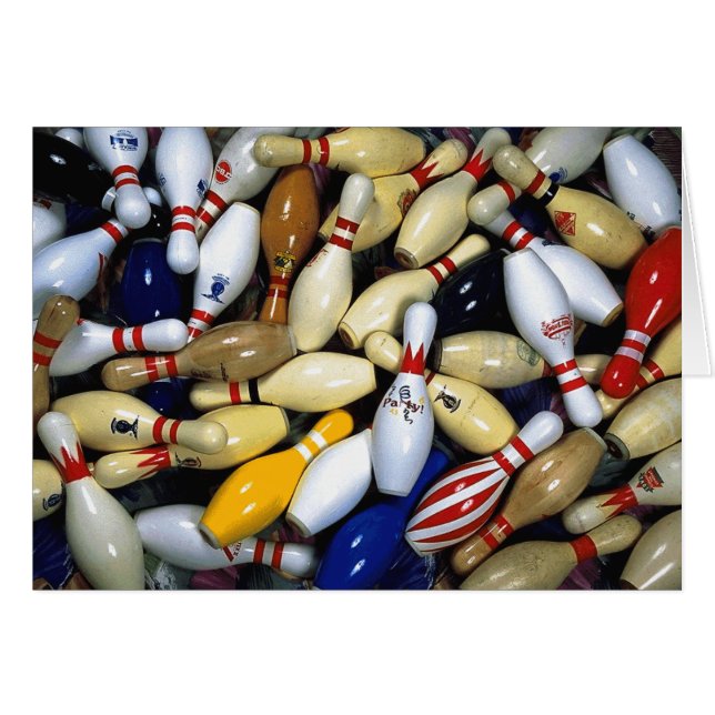 Cartão Muitos pinos de boliche (Frente Horizontal)