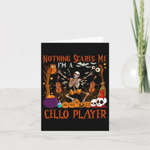 Cartão Nada me assusta, sou um jogador de Cello Halloween