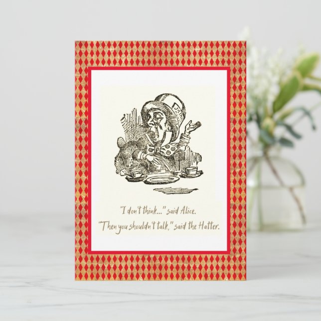 Cartão Não pense em Alice Mad Hatter Cotação (Em pé/Frente)