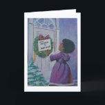 Cartão Natal vintage - minha casa a sua,<br><div class="desc">Características de design do cartão do natal vintage uma menina do afro-americano que está na frente da porta a uma casa que admira uma grinalda do Natal na porta. Guardara um sinal que diga, "de minha casa a sua casa." Há neve na terra, e empacotou acima em um casaco roxo...</div>