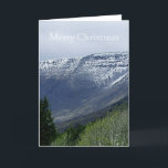 Cartão nevado do Feliz Natal das montanhas<br><div class="desc">Fotografia nevado das montanhas por MWright para o artbywrightdesign</div>