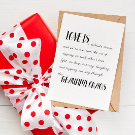 Cartão O amor é um belo caos - Tipografia Minimalista