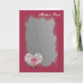 Cartão O coração aumentou e do laço!