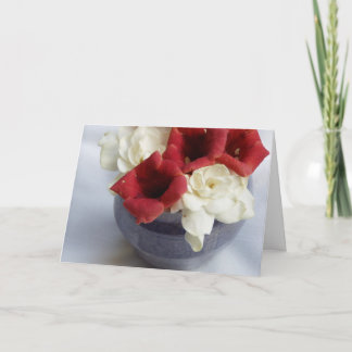 Cartão O Gardenia & a trombeta obtêm bem