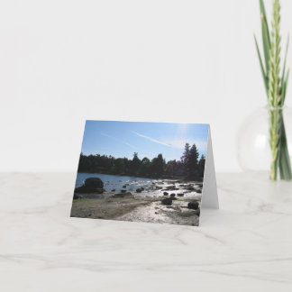 Cartão O Pacífico suporta o recurso da natureza