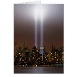 Cartão O World Trade Center homenageia à luz em Nova Iorq