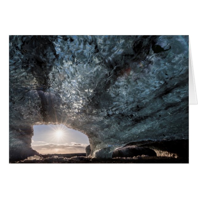 Cartão Olhando para fora de uma caverna de gelo, Islândia (Frente Horizontal)