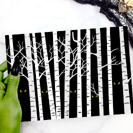 Cartão Olhos Assustadores de Halloween Amarelo em Florest