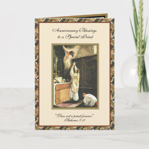 Cartão Padre Católico Oferecendo Oração da Missa Ordenaçã