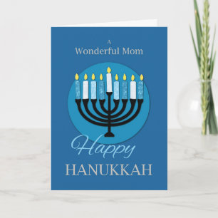 Cartão Para a mãe Hanukkah Menorah no Azul Negro