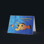Cartão Para Poppi Funny Birthday Anglerfish Baitday<br><div class="desc">Cartão de aniversário de papel para Poppi,  vovô. Engraçado ilustração de um Anglerfish se preparando para comer um pouco de bolo de aniversário. Cartão de aniversário engraçado com Feliz Dia de Natal! no cobrir. Imagem e direitos de autor © Shoaff Ballanger Studios.</div>