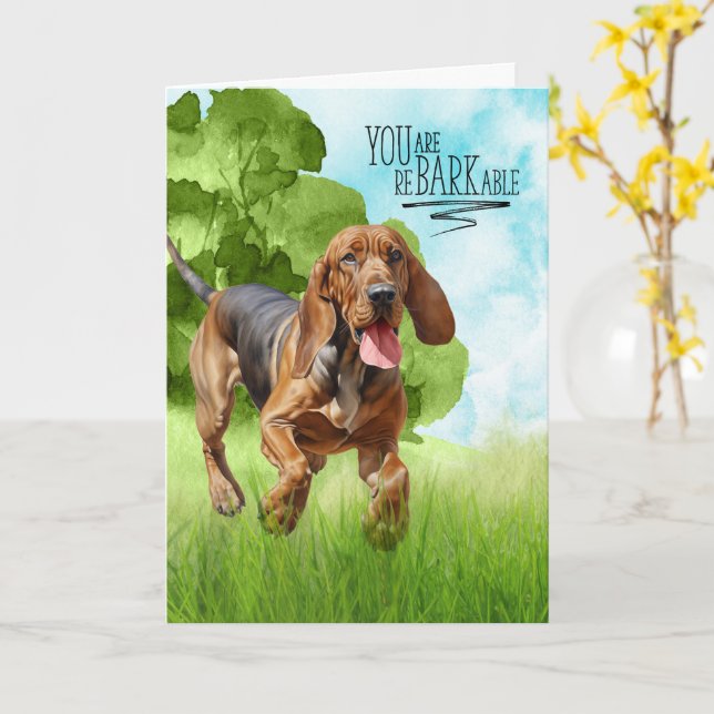 Cartão Parabéns cão Bloodhound reBARKável (Flor Amarela)