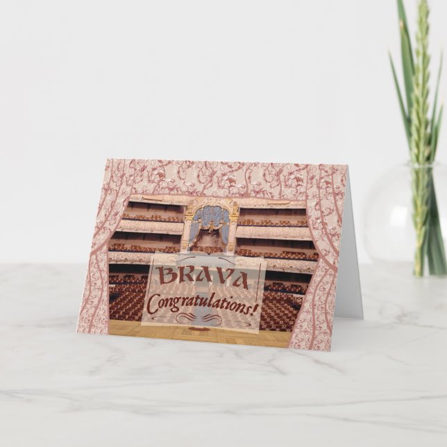 Cartão Parabéns de desempenho, Brava para mulheres (Frente)