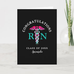 Cartão Parabéns de Graduação Escolar de Enfermagem Person