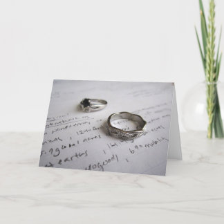 Cartão Parabéns na placa de Noivado