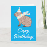 Cartão Pastel Capy Birthday Funny Capybara Lover<br><div class="desc">Uma carta engraçada com ilustração de uma capybara vestindo um chapéu e lenço de Festa de aniversário rosa,  azul e amarelo pastel,  com o trocadilho Capy Birthday abaixo. O dentro diz: "Desejando um dia especial cheio de todas as coisas que você ama. Feliz aniversário!"</div>