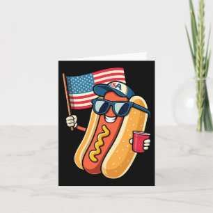Cartão Patriótico do Quarto de Julho do Hotdog Engraçado
