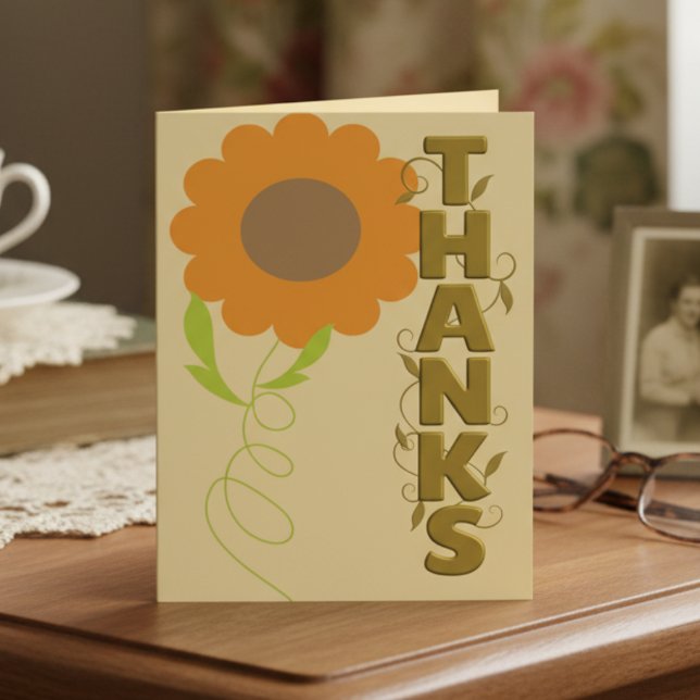 Cartão Peach and Gold With Orange Flower Thank You Card (Big flower, bold thanks. A cozy card for heartfelt appreciation. Orange and gold combination.)