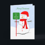 Cartão personalizado do Natal do boneco de neve<br><div class="desc">Este cartão personalizado do Natal do boneco de neve caracteriza um boneco de neve bonito que veste um chapéu vermelho do papai noel e um lenço vermelho com coordenação de botões vermelhos abaixo da parte dianteira do boneco de neve. Acima do boneco de neve são as palavras "Feliz Natal." Um...</div>