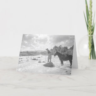 Cartão Pesca com mosca de Frances Phelps Belden no rio