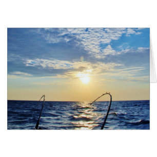 Cartão Pesca na água ondulada