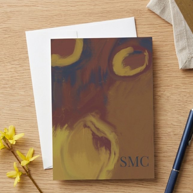 Cartão Pinceladas marrons e douradas abstratas com monogr (This abstract brown and gold brushstrokes with monogram card is a lovely birthday card for a friend)