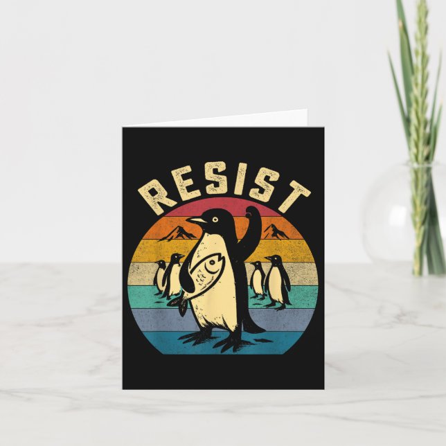 Cartão Pinguim Engraçado Resiste Pinguins em Protesto Con (Frente)