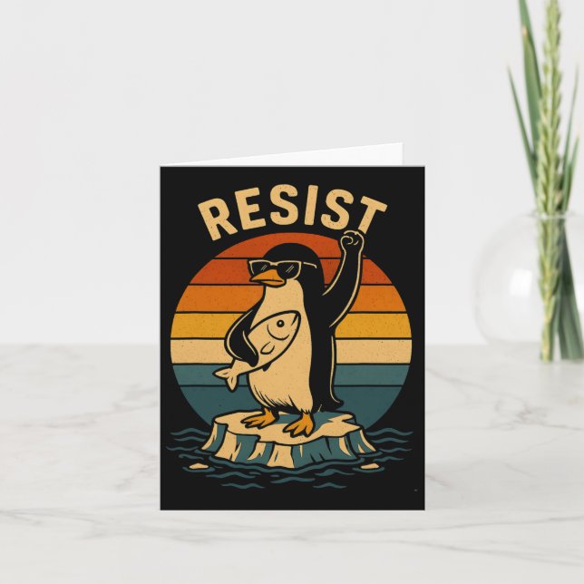 Cartão Pinguim Engraçado Resiste Pinguins em Protesto Con (Frente)
