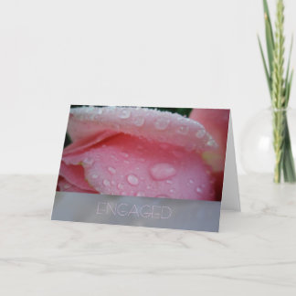 Cartão Pink Rose Petal Engagement Card