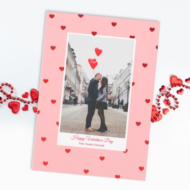 Cartão Pink Valentine’s Day photo card with red hearts (Choose this card to send your love with a touch of vintage nostalgia, just right for Valentine's)