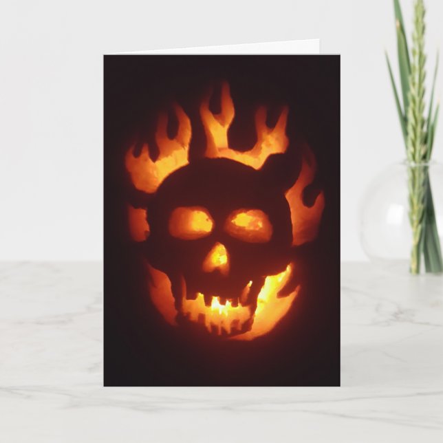Cartão Placa Hallowe’en "Flaming Skull Jack-O'-Lanterna" (Frente)