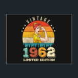 Cartão Postal 60 Year Old Women Bday 1962 Vintage 60th Birthday<br><div class="desc">Birthday Design For anyone who's horoscope say difficult & Stubborn But totally worth.Wear it with pride at work,  school gym perfect to pair with shorts,  leggings or jeans for a casual yet trendy Look</div>