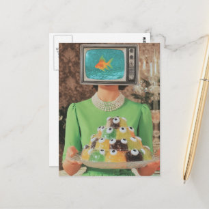 Cartão Postal A mulher jante de gelatina ocular de peixe retrô