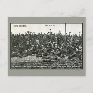 Cartão Postal A Northumberland fusiliers após a batalha