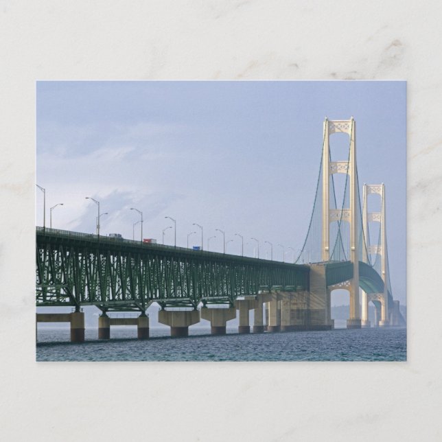 Cartão Postal A ponte Mackinac que abrange o estreito de 2 (Frente)