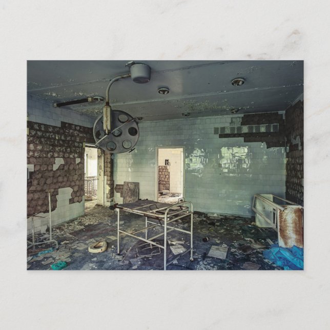 Cartão Postal Abandonado Hospital Pripyat por Chernobyl Postcard (Frente)