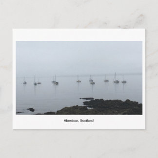 Cartão Postal Aberdour - Barcos em Mist