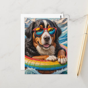 Cartão Postal Adorável Cão de Montanha Bernês desfruta de Viagem