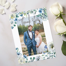 Cartão Postal Agradecimento de Foto de Casamento Floral Azul Ele