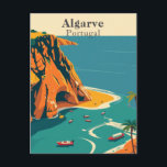 Cartão Postal Algarve, Portugal, Arte Costeira Retroativa Europe<br><div class="desc">Fuga às costas ensolaradas do Algarve, Portugal, com este cartão postal vintage, que põe em evidência as incríveis penhascas de ouros, águas turquesas e charmosas aldeias costeiras da região. Conhecido pelas praias que respiram, pelas costas robustas e pelo clima quente mediterrânico, o Algarve é um refúgio para relaxamento e aventura....</div>