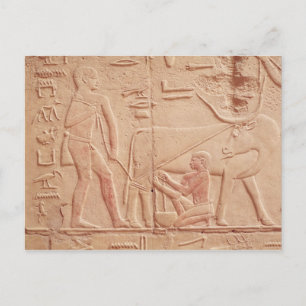 Cartão Postal Alivio representando um homem ordenhando uma vaca