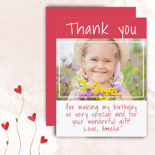 Cartão Postal Aniversário da Rapariga Vermelha Moderna